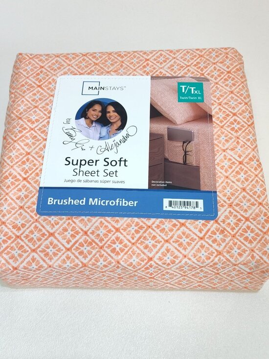 Mainstays Brushed Microfiber Super Soft Twin/XL Sheet Set Orange Diamond Design - Picture 1 of 4